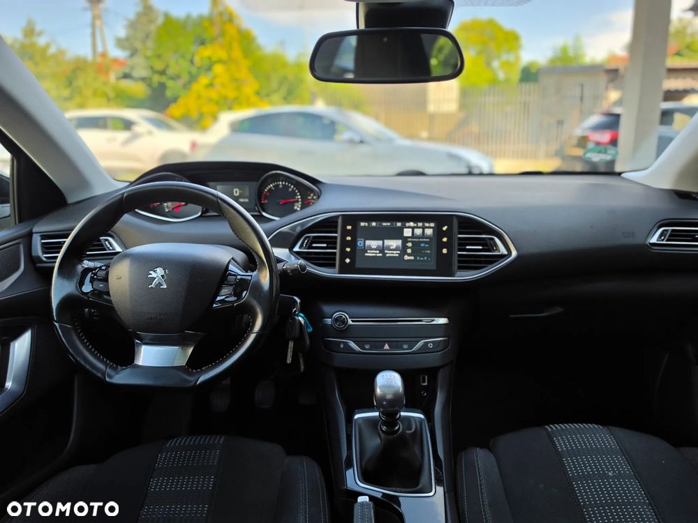 Peugeot 308 - 32