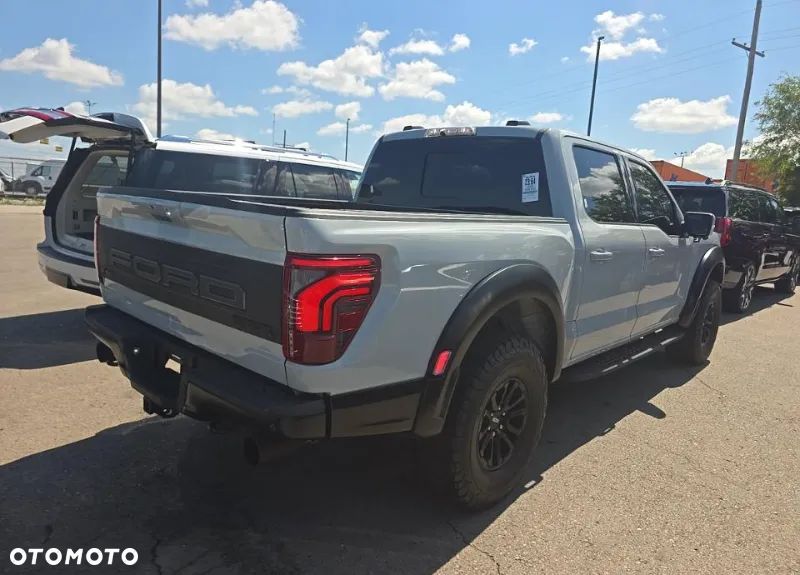 Ford F150 - 4