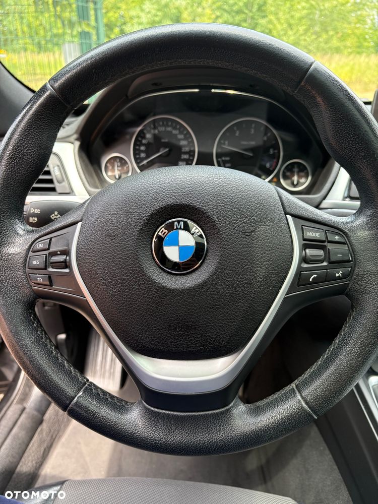 BMW Seria 3 325d Advantage - 13