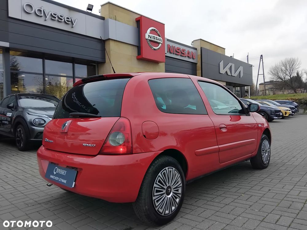 Renault Clio 1.2 16V Expression - 4