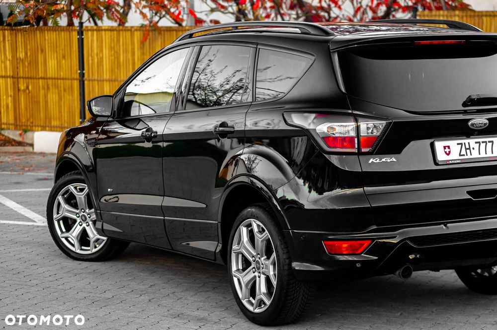 Ford Kuga - 12