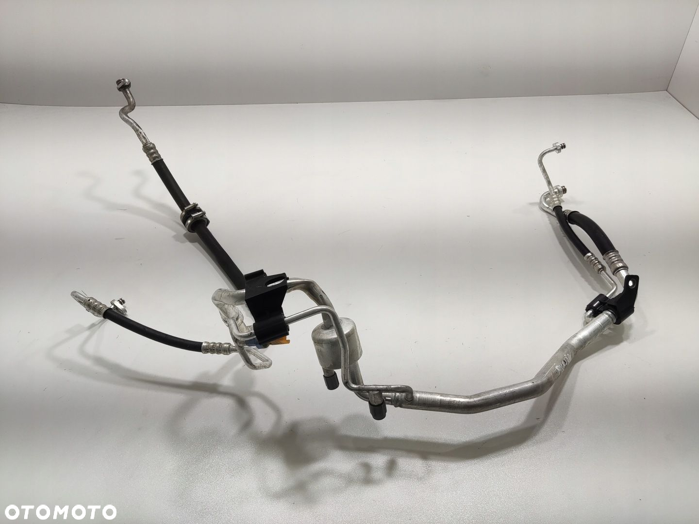 PRZEWÓD KLIMATYZACJI CITROEN C4 PICASSO II 2013-2016 9806581680 9675103680 - 2