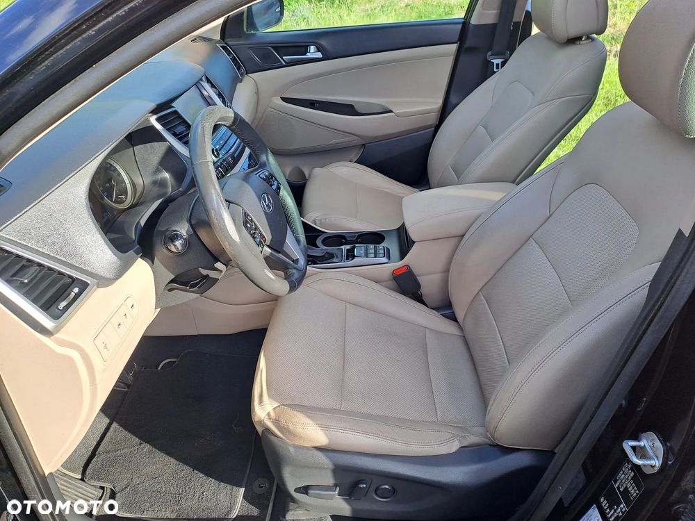 Hyundai Tucson 1.7 CRDI BlueDrive Premium 2WD DCT - 24