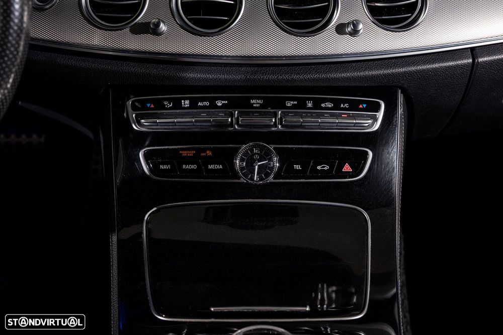 Mercedes-Benz E 350 e AMG - 19