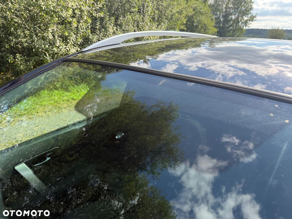 Nissan Qashqai 2.0 dCi DPF tekna - 29