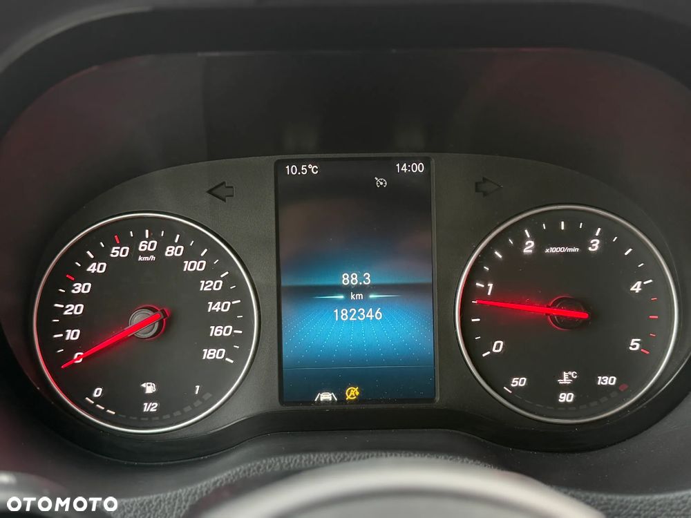 Mercedes-Benz Sprinter 515 CDI / 2.0 150KM / 2022 ROK / Kontener 4,2m + Winda Dhollandia 750KG / ZAREJESTROWANY W PL - 25