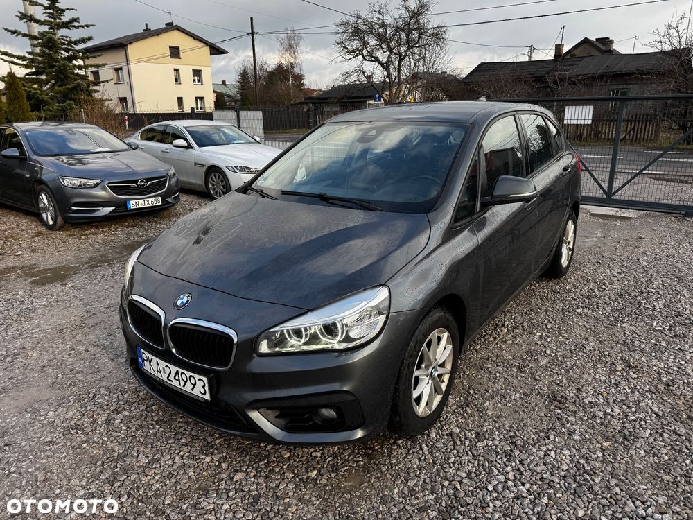 BMW Seria 2 218d - 1