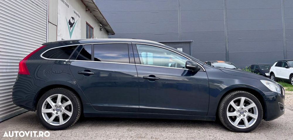 Volvo V60 D3 Start-Stop Summum - 17