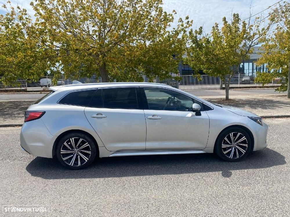 Toyota Corolla Touring Sports 1.8 Hybrid Comfort+P.Sport - 5