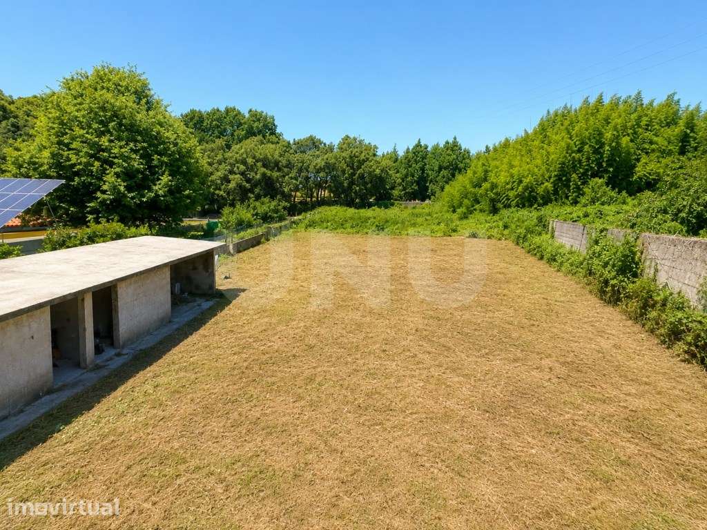 Moradia T3 Isolada com Terreno e Garagem em Santa Maria de Lamas, S... - Grande imagem: 4/18