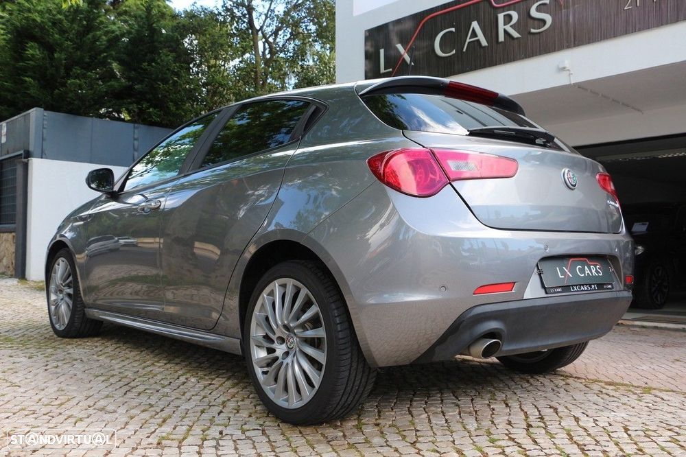 Alfa Romeo Giulietta 1.6 JTDM Super J18 TCT — fotografia 6