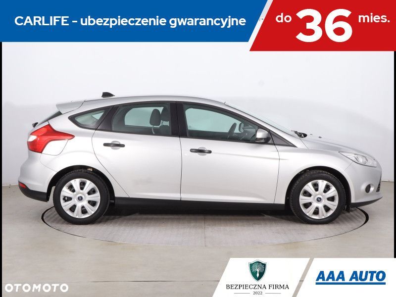Ford Focus - 8