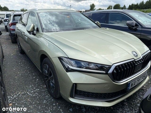Skoda Superb 1.5 TSI mHEV Selection DSG - 5