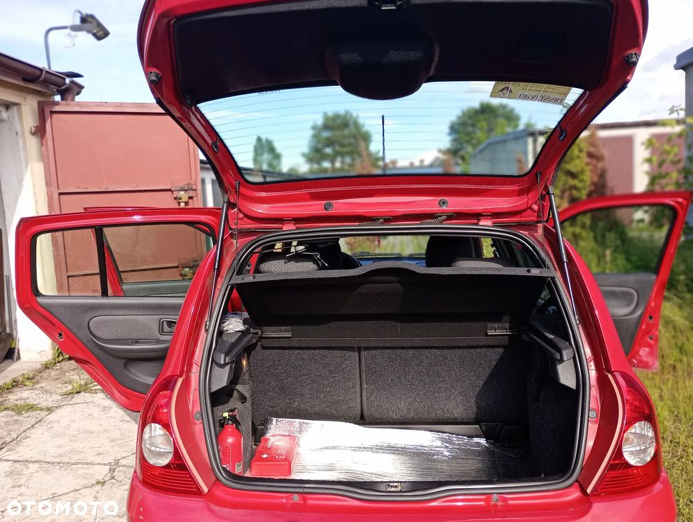 Renault Clio - 8