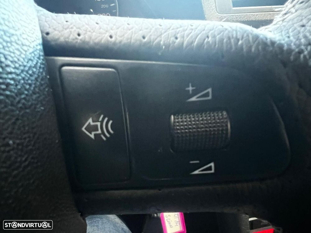 Audi A4 Avant 2.0 TDi S-line - 24