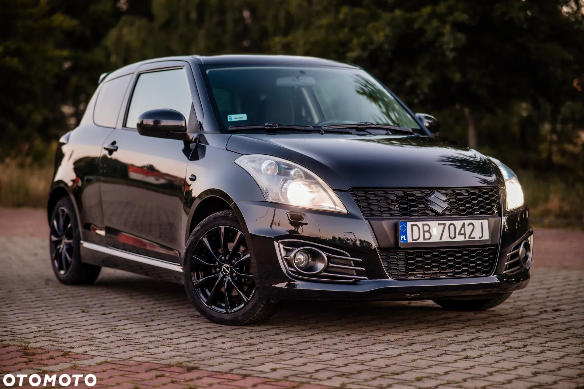 Suzuki Swift 1.6 Sport - 1
