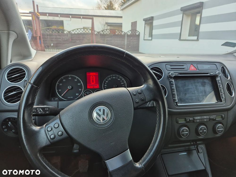 Volkswagen Golf Plus - 9