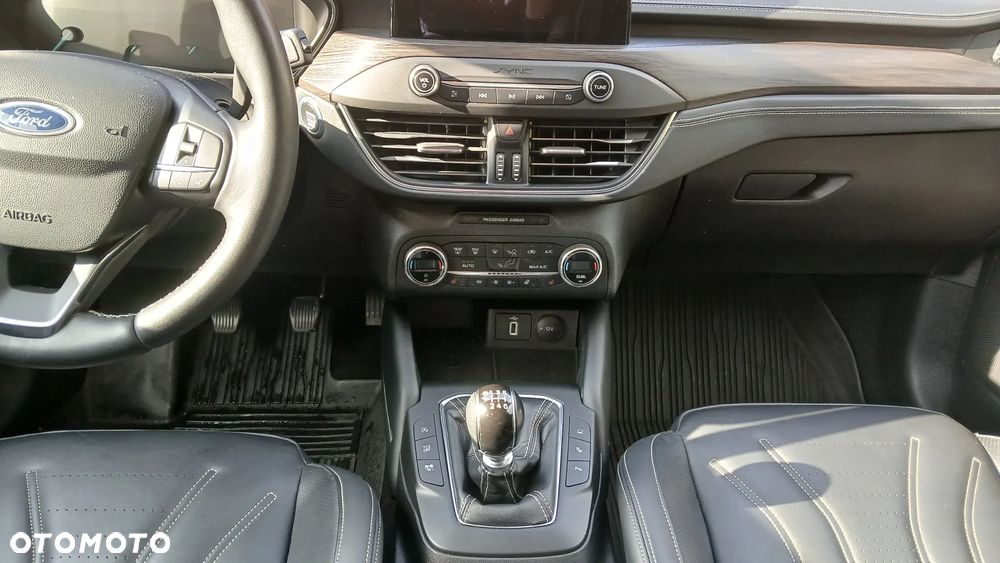 Ford Focus 2.0 EcoBlue Vignale - 29