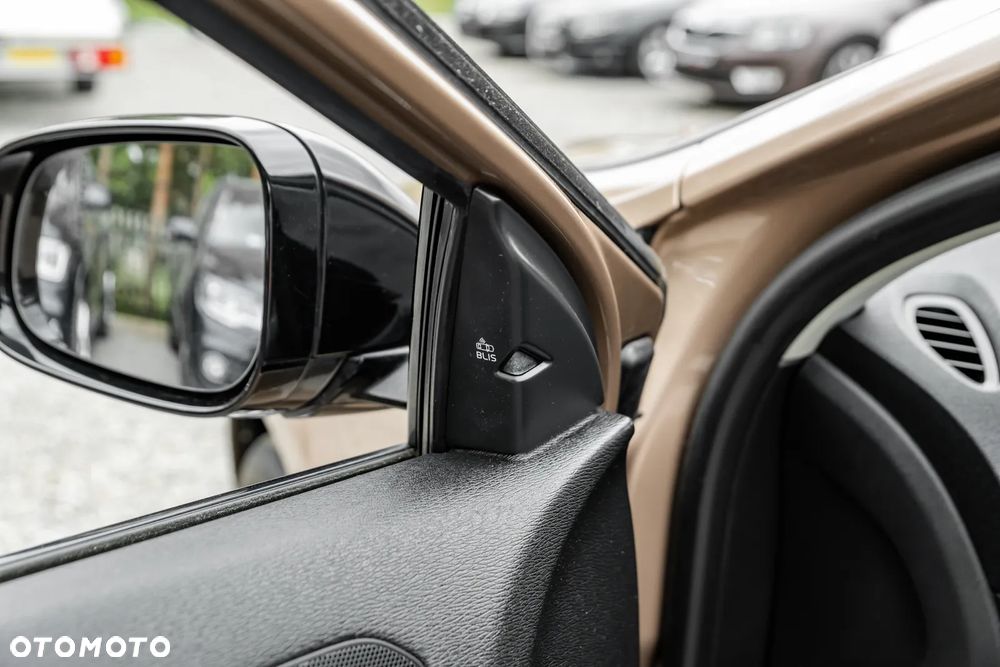 Volvo V40 Cross Country T4 AWD Geartronic Linje You - 21