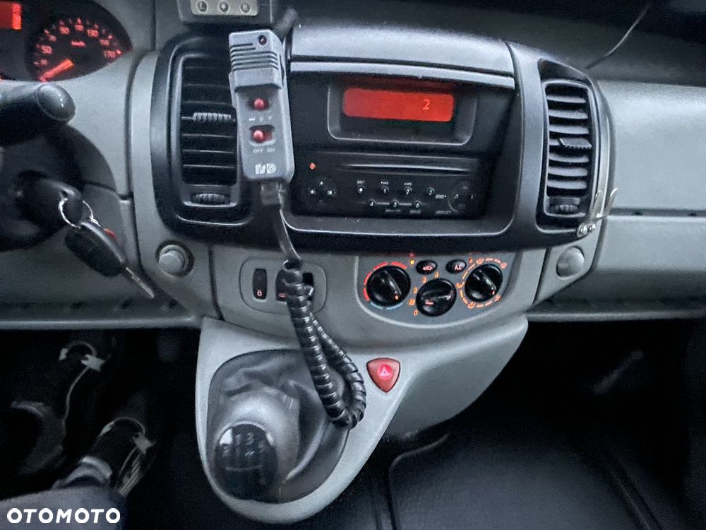 Renault Trafic - 31