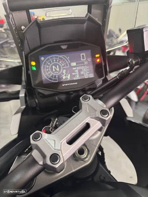 Suzuki DL 1050 XT - rodas de raios - 18