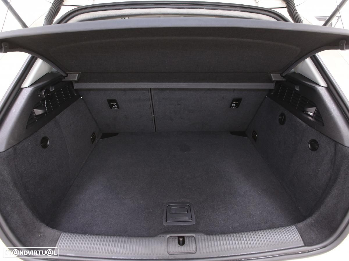 Audi A3 1.6 TDI - 12