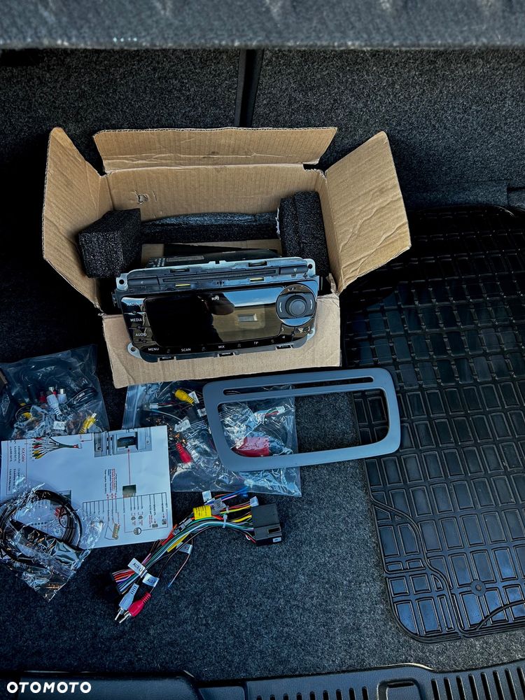 Seat Ibiza 1.4 16V Reference - 17