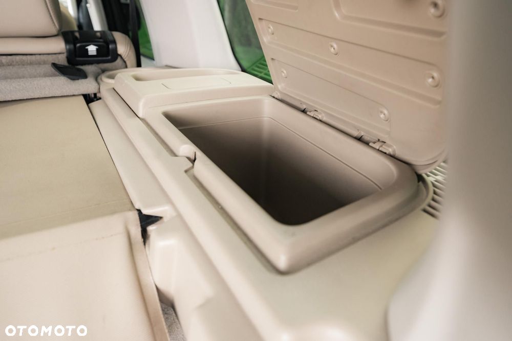 Land Rover Discovery - 38