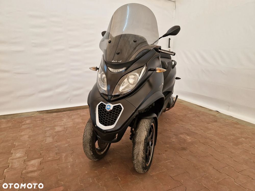Piaggio MP-3 - 2
