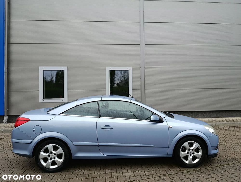 Opel Astra Twin Top 1.8 Endless Summer - 15