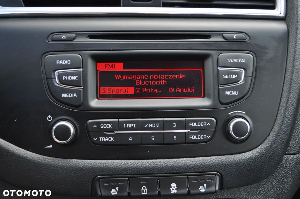 Kia Ceed - 27