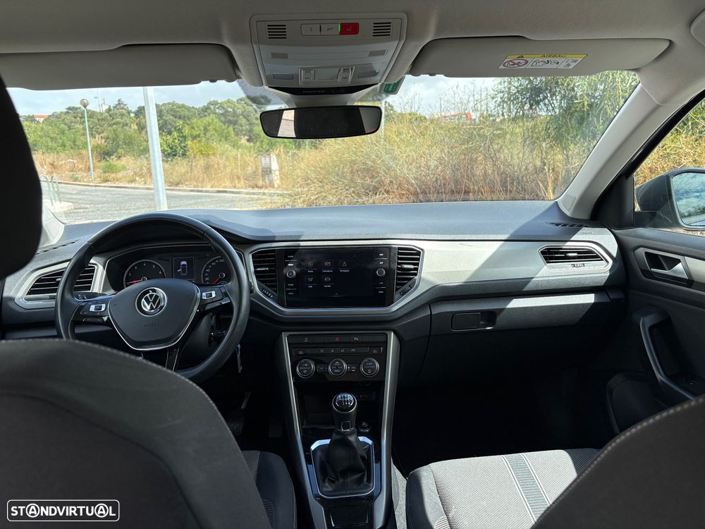 VW T-Roc - 36