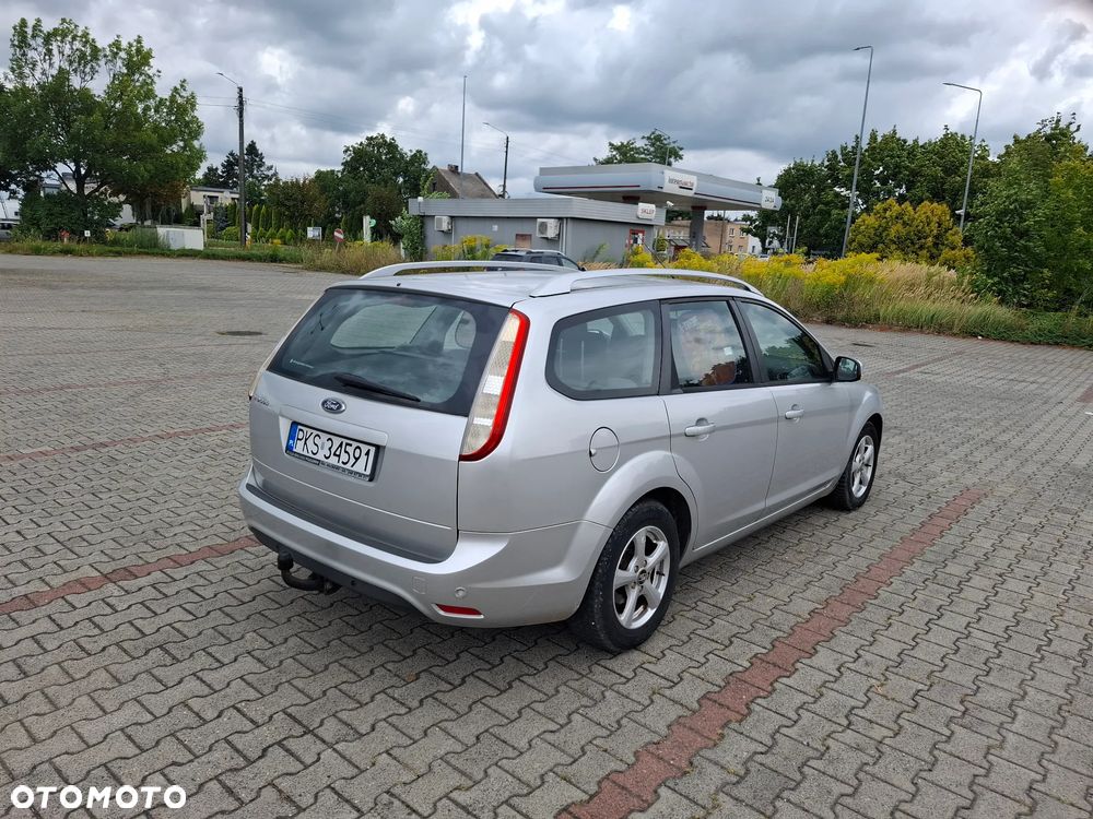 Ford Focus 1.6 Comfort - 4