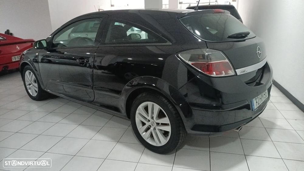 Opel Astra GTC 1.7 CDTI ecoFLEX - 3