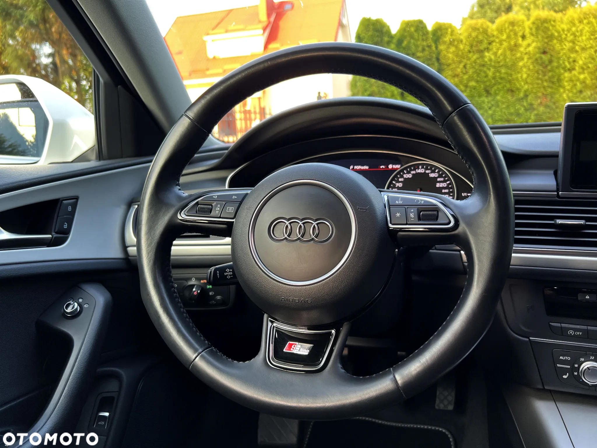 Audi A6 Avant 2.0 TDI Ultra - 28