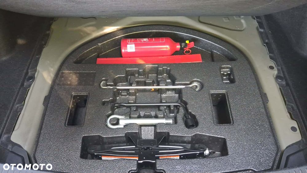 Toyota Corolla 1.8 Hybrid GPF Active - 17