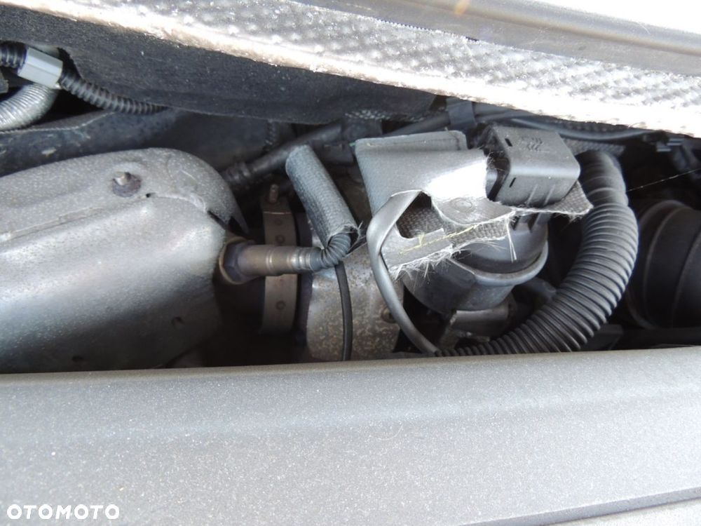 Turbosprężarka VW  Passat B7 '11 2.0 TDI CFF - 1