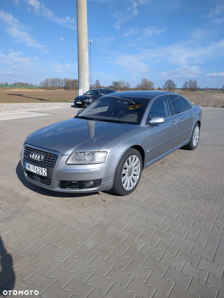 Audi A8 4.2 FSI L Quattro - 1
