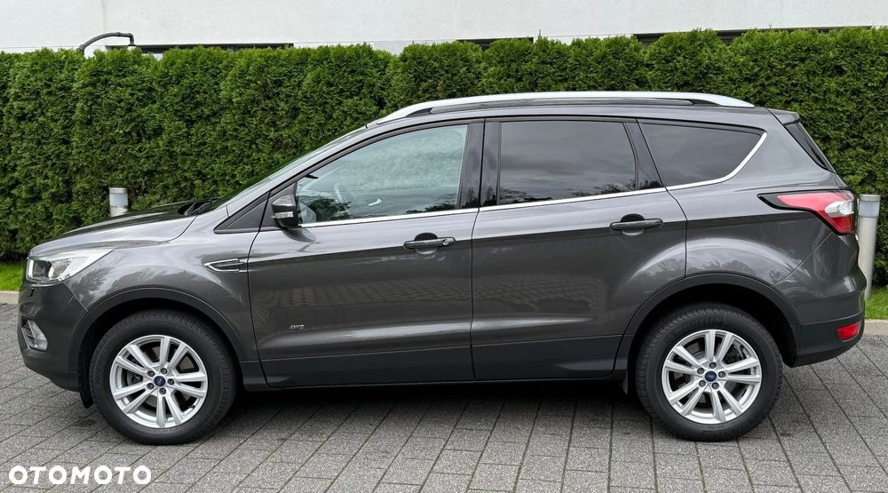 Ford Kuga - 2