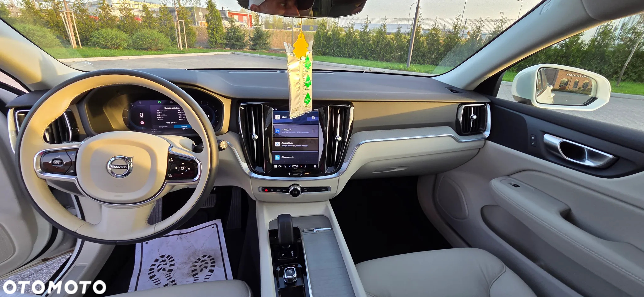 Volvo V60 Cross Country B5 B AWD Plus - 11