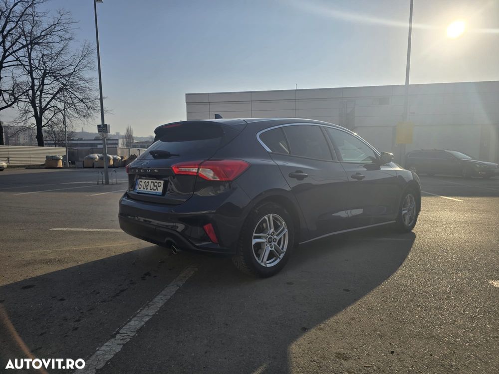 Ford Focus 1.0 EcoBoost Trend Edition - 3