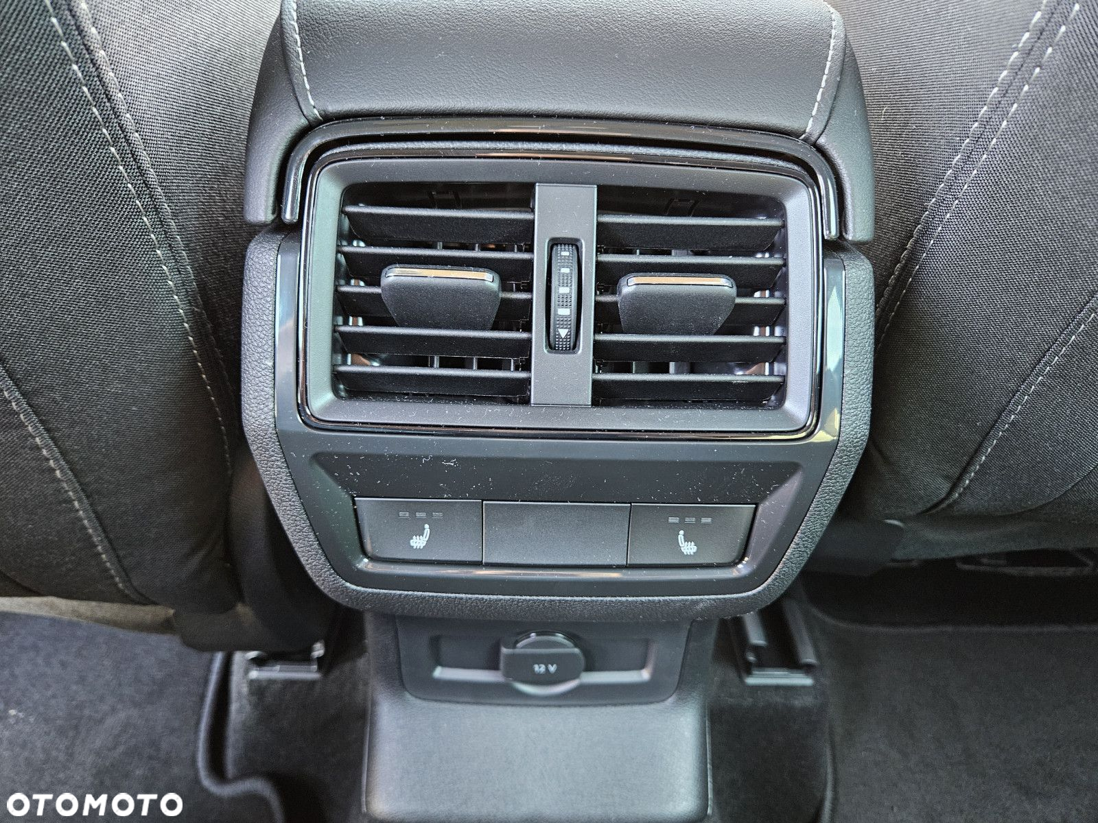 Skoda Karoq - 17