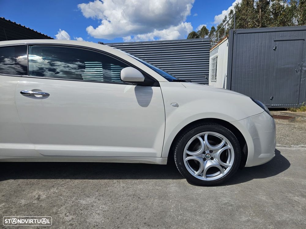 Alfa Romeo MiTo 1.3 JTDM Trofeo - 9