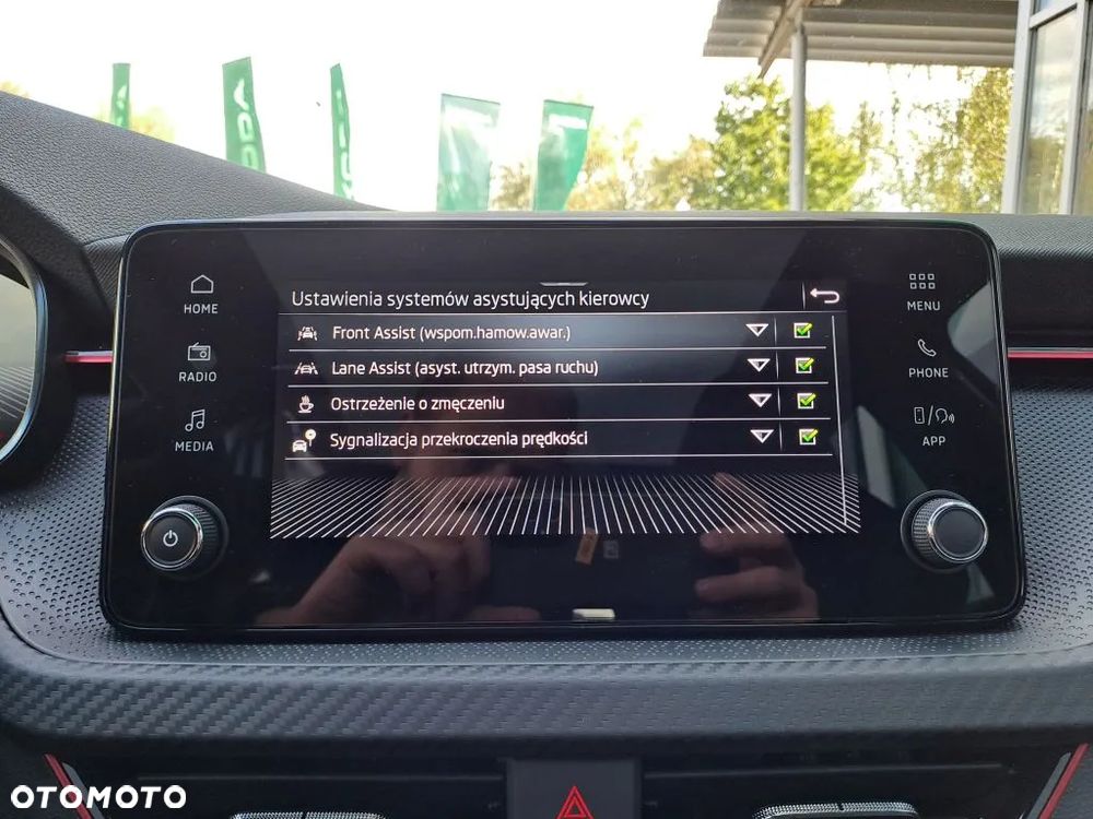 Skoda Kamiq 1.5 TSI Monte Carlo DSG - 12