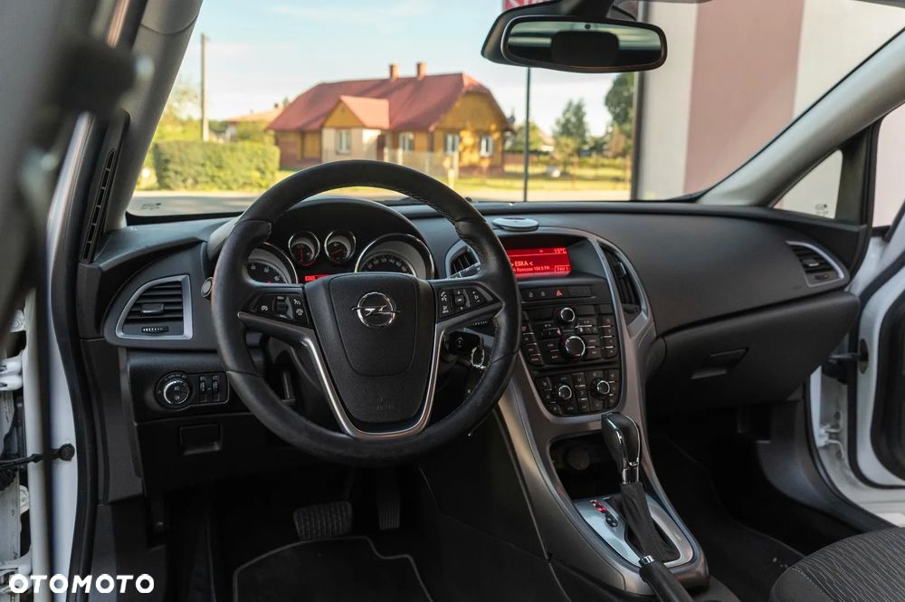 Opel Astra 1.4 Turbo Automatik Cosmo - 24
