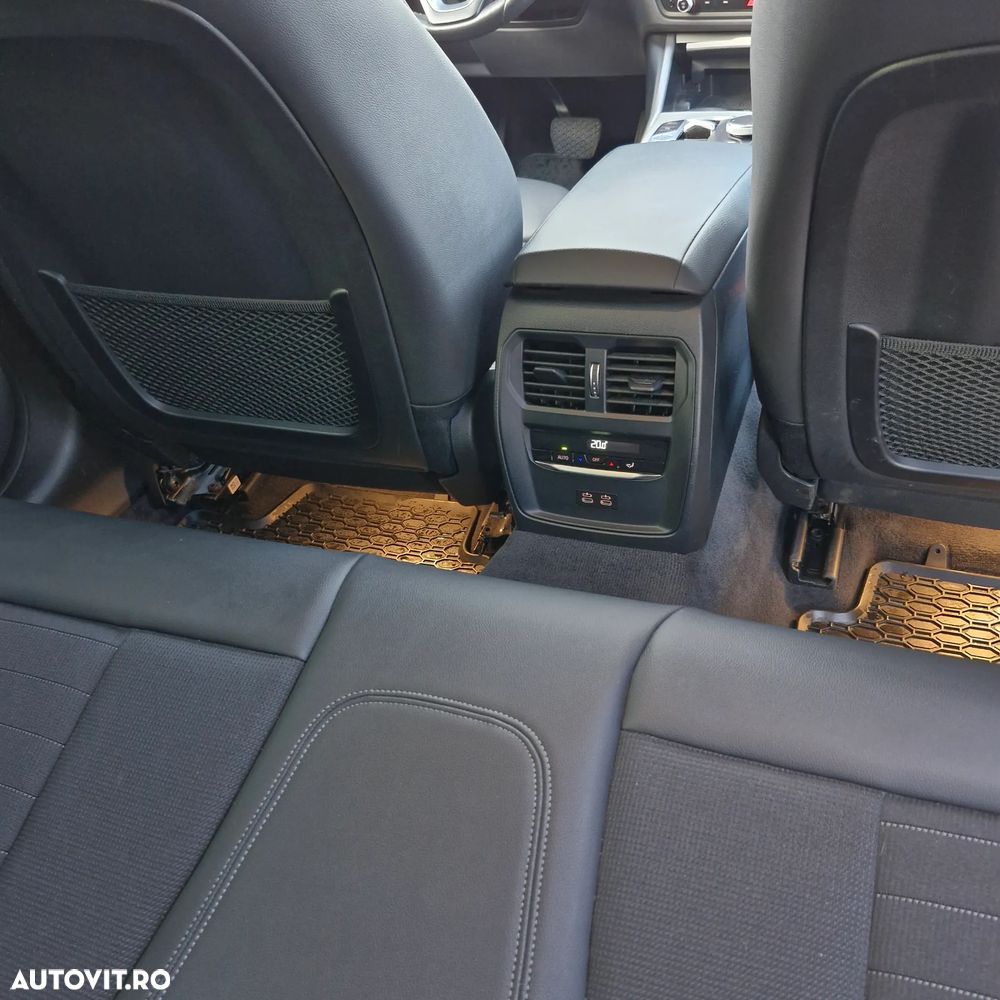 BMW Seria 3 318d AT MHEV - 17