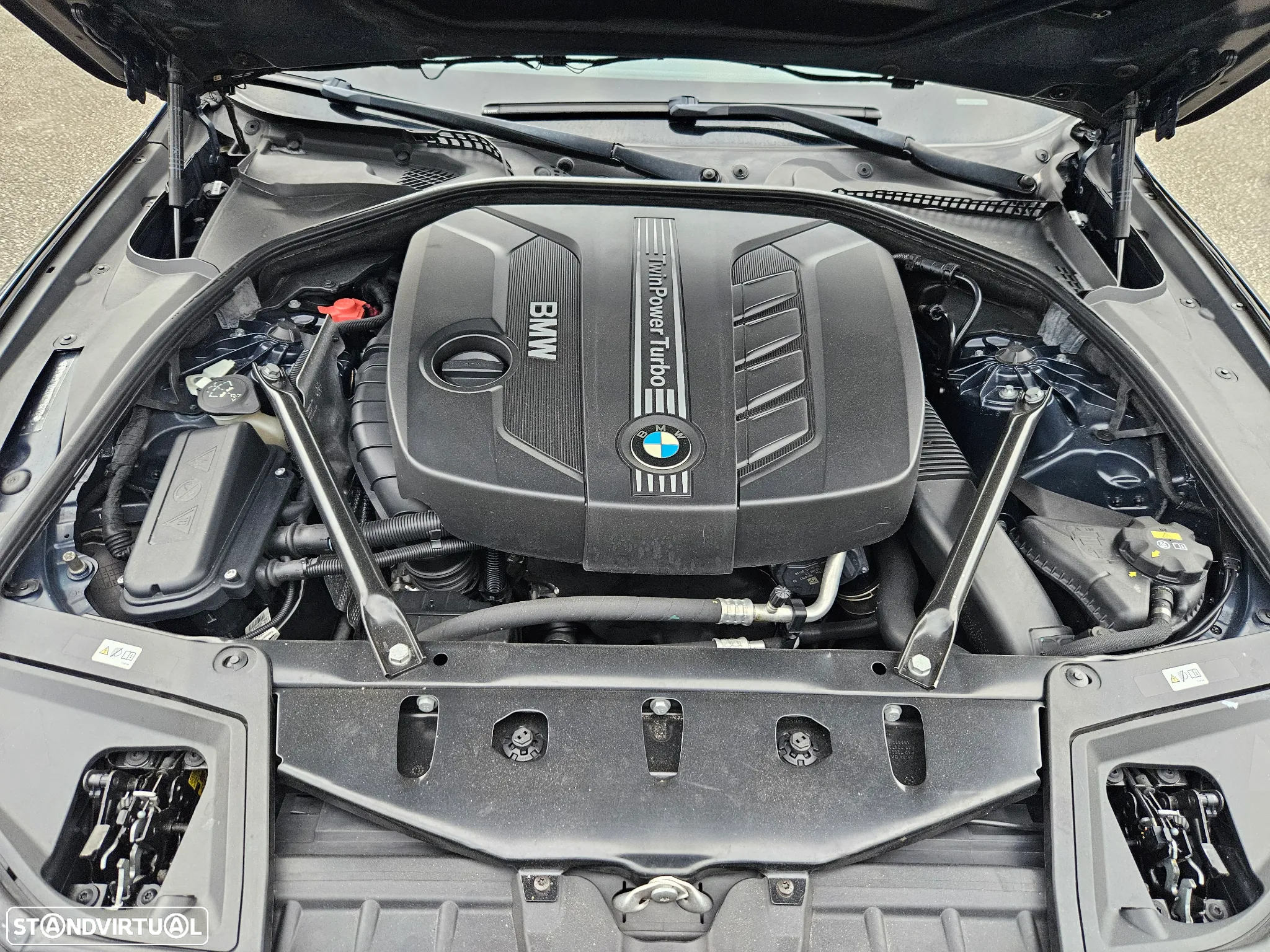 BMW 525 d Line Luxury Auto - 14