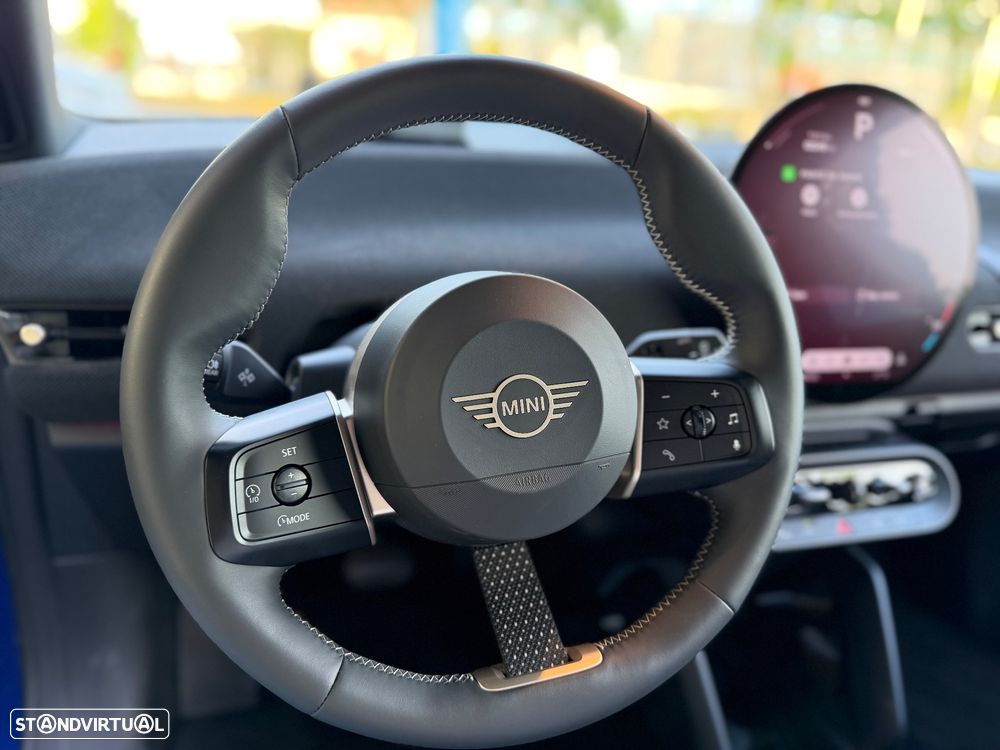 MINI 3 Portas Cooper E Favoured - 35
