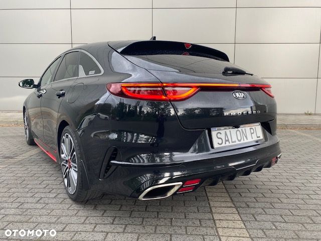 Kia ProCeed - 11