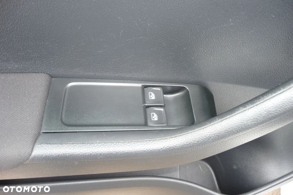 Skoda Fabia 1.0 TSI Active - 19